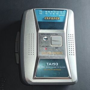 Vintage Aiwa TA193 AM/FM Stereo Radio Cassette Player Portable Silver Super Bass